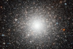 Фотография: ESA/Hubble & NASA. 7 ноября 2011 года.